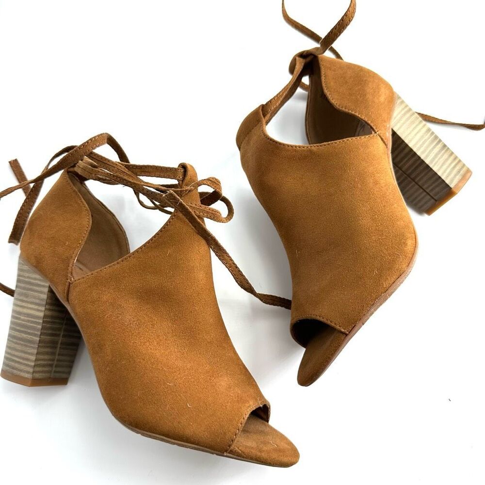 NEW BC Faux Suede Open Toe Brown Strappy Lace Up Bootie Size 6 Every Day Comfort